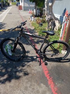 Ozark trail 27.5 bike