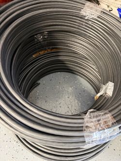 6/2 Romex electric copper wire 125ft new in original packaging ( price is firm )