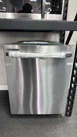 New In Box Stainless Steel Samsung Dishwasher