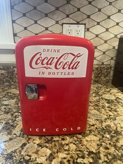 Cocacola Mini Fridge 