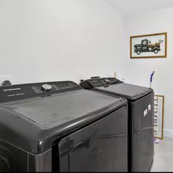 Washer & Dryer 