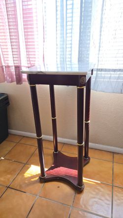 Marble Top Wooden Side Table 2.5'