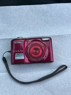 Camera - Nikon Coolpix 20.1 Megapixels , L32 Digital Camera Red, in Very Good Condition !!