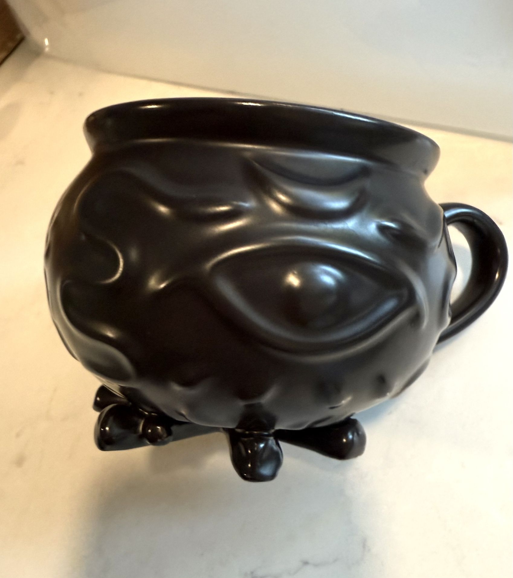 Rogue + Wolf Black 3D Cauldron 14 oz Coffee Mug Witch Goth Wicken Halloween