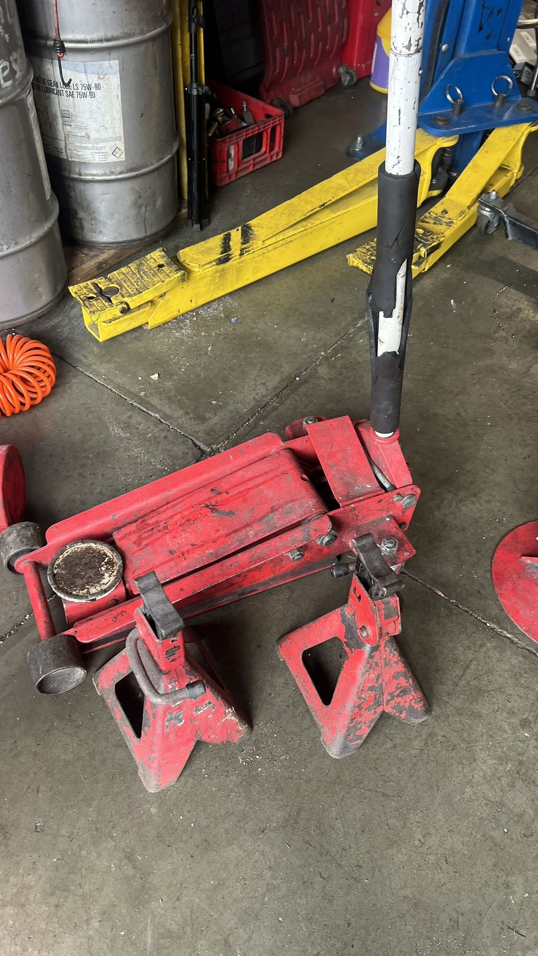 Matco Floor Jack