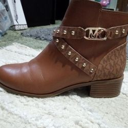 Michael Kors Ankle Boots Size 8M