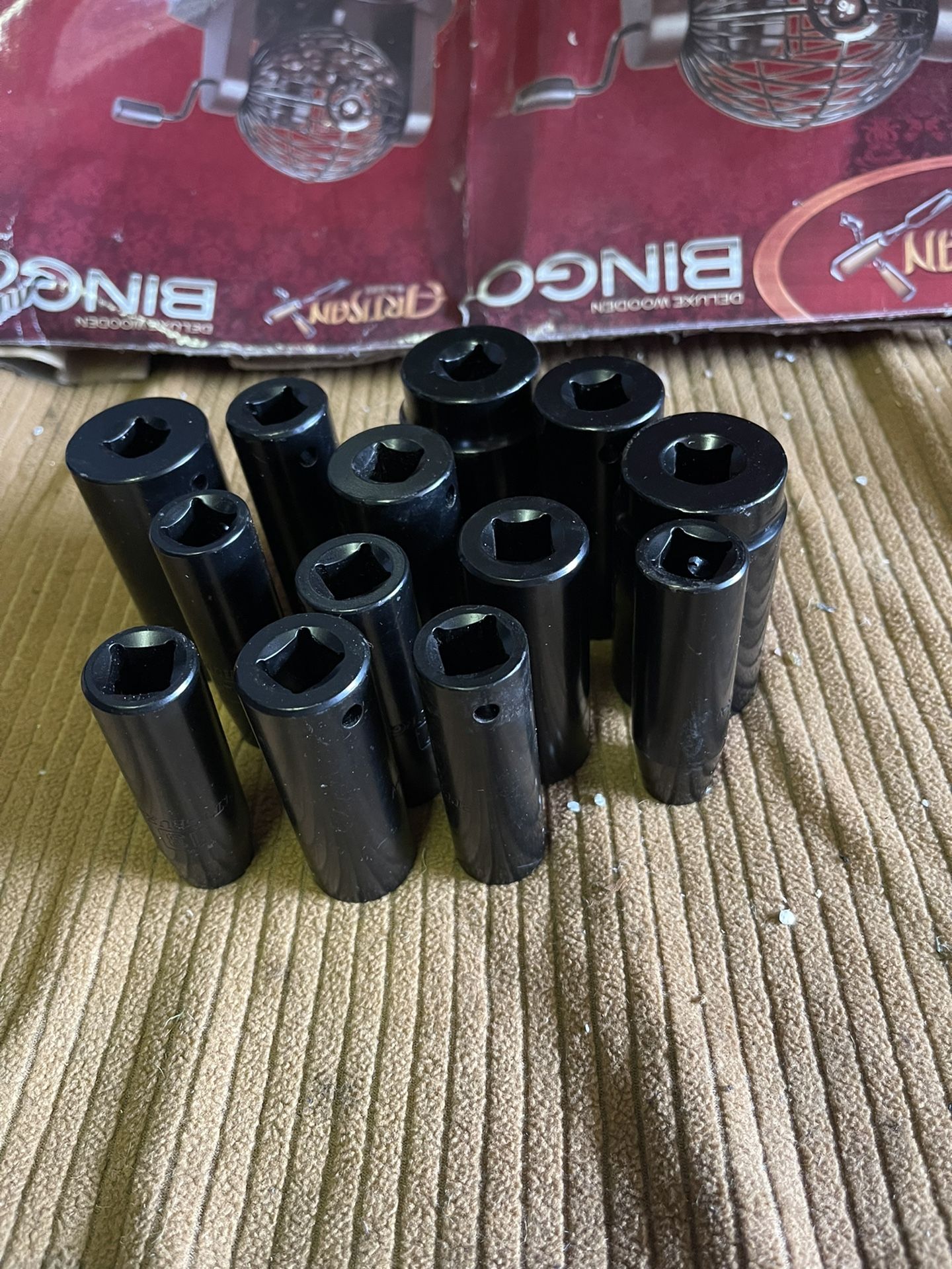 Pittsburgh 13 piece deep socket set 1/2 drive