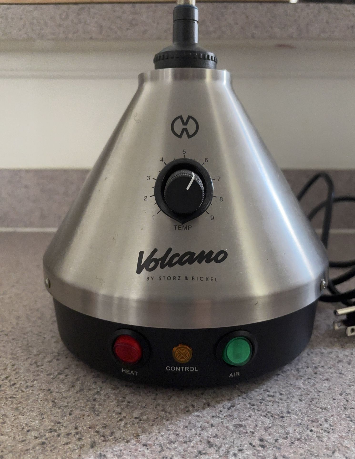 Volcano Classic Vaporizer With 4 New Bags