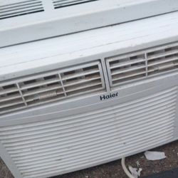 Window Air Conditioner