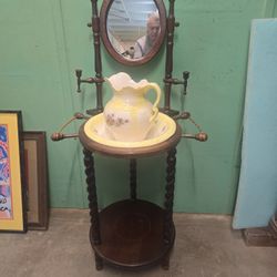 Vintage Wash Basin Stand