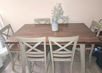 Dinning table