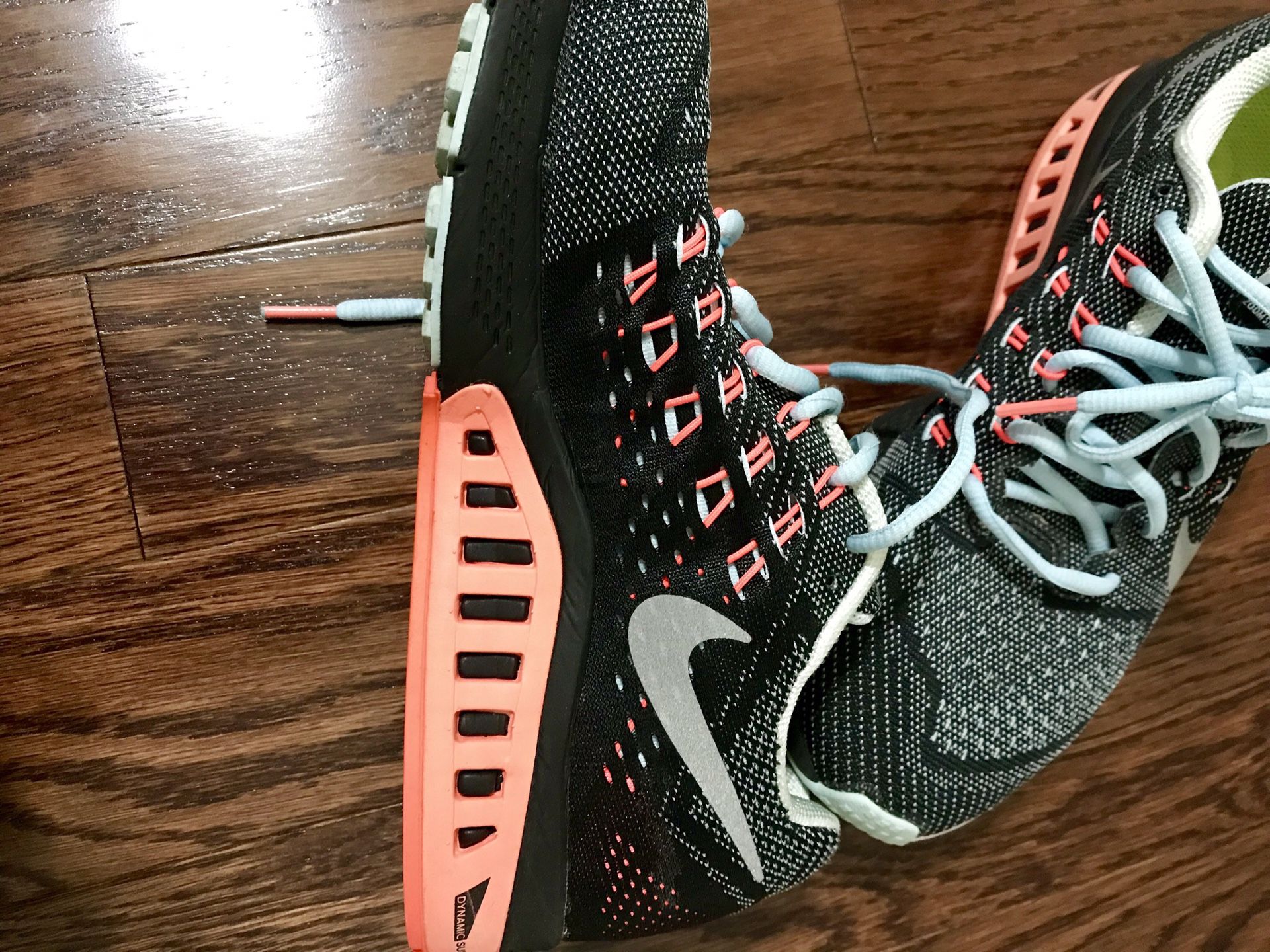 varkensvlees verbanning salade Nike Air Zoom Structure 18 Women's Running Shoes for Sale in Naugatuck, CT  - OfferUp
