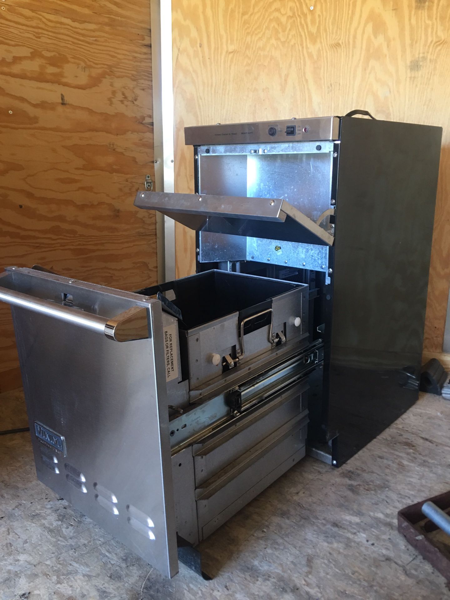 viking professional trash compactor for Sale in Phoenix, AZ OfferUp