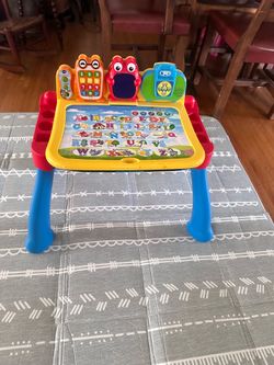 VTech learning Desk