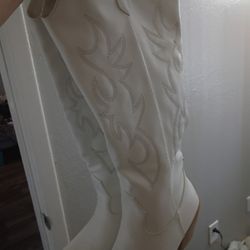 Female Fashion Boots 