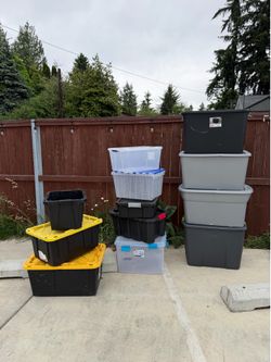 Lot of 12 Storage bin