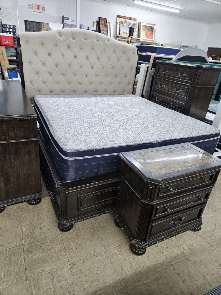 Nice King Bedroom Set