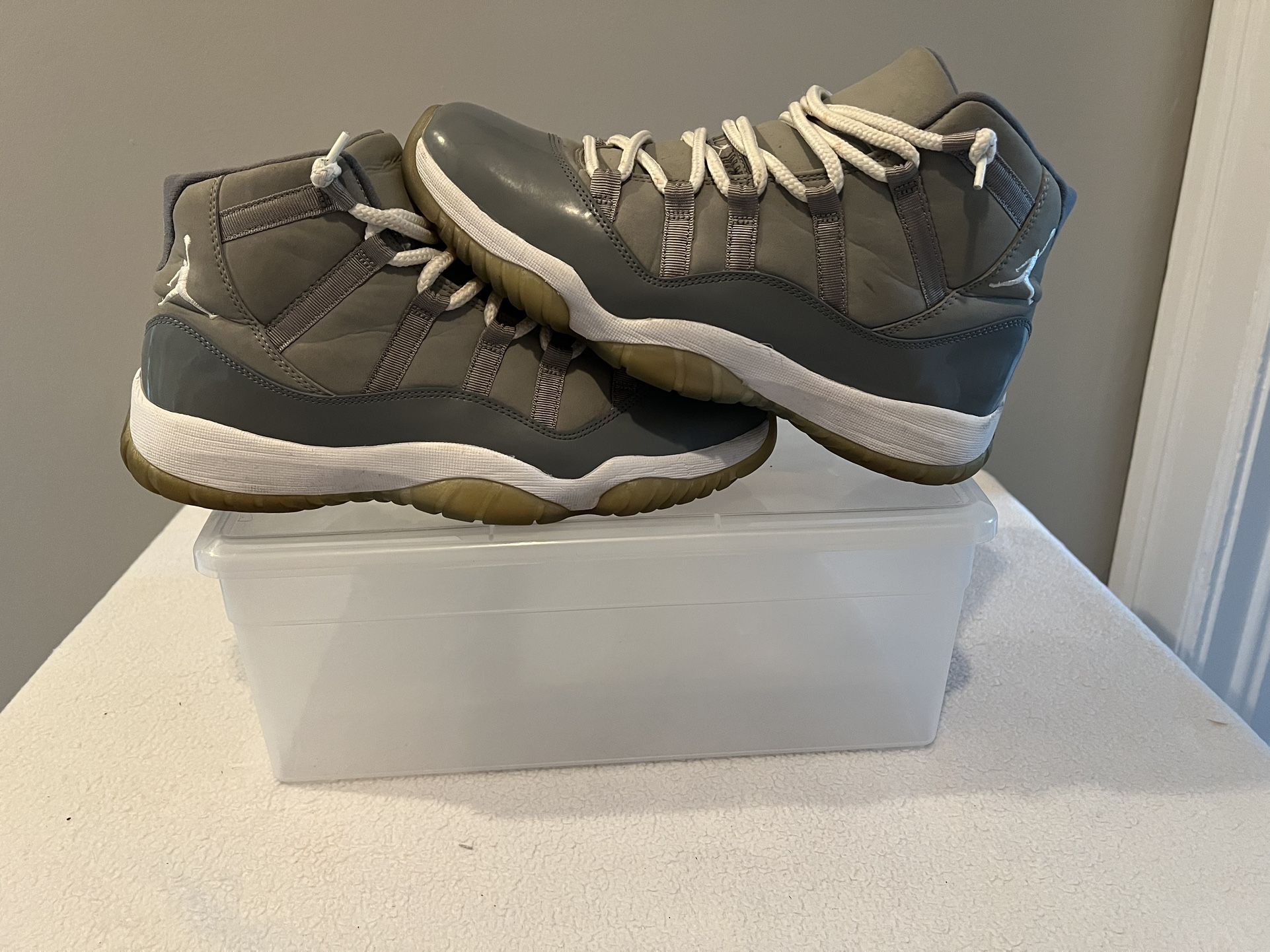 Air Jordan 11 Cool Grey