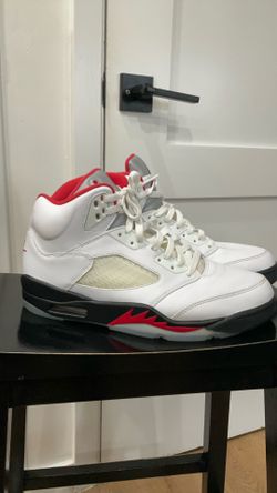 Air Jordan 5 Fire Red size 9.5