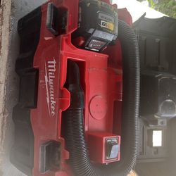 Milwaukee cordless wet dry vacuum
