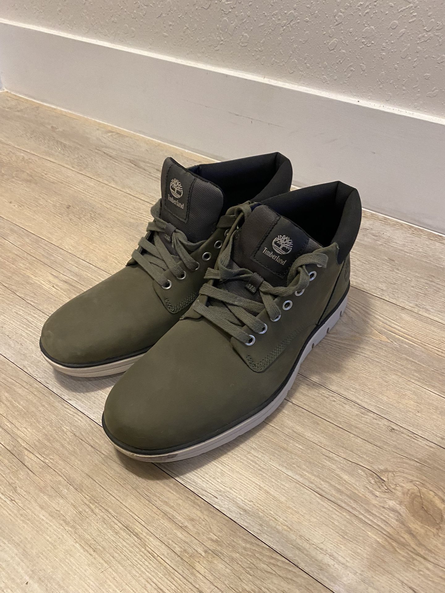 Timberlands Olive Suede Leather Size 11