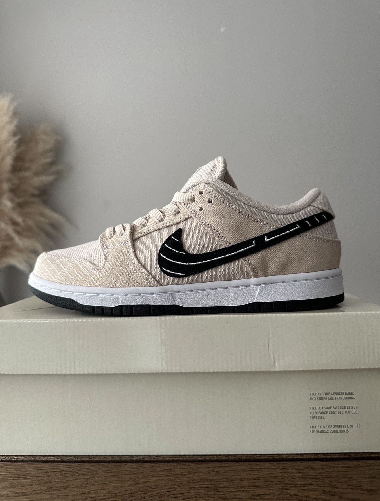 Albino & Preto X Dunk Low SB ‘Fossil’
