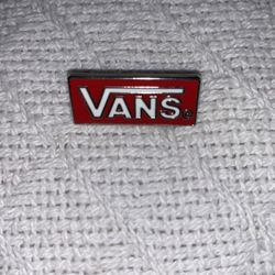 Vans Off The Walls Logo Pin