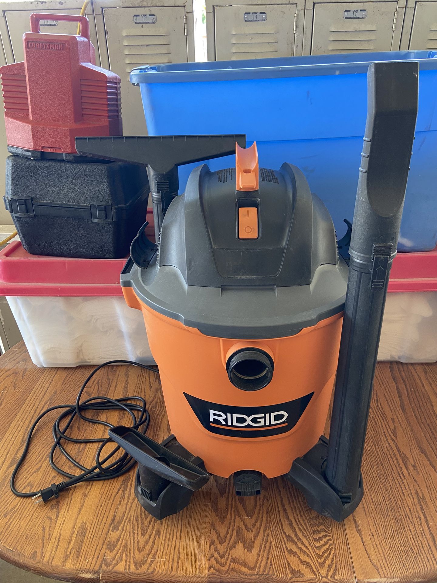 Rigid 12 Gallon Shop Vacuum Like New