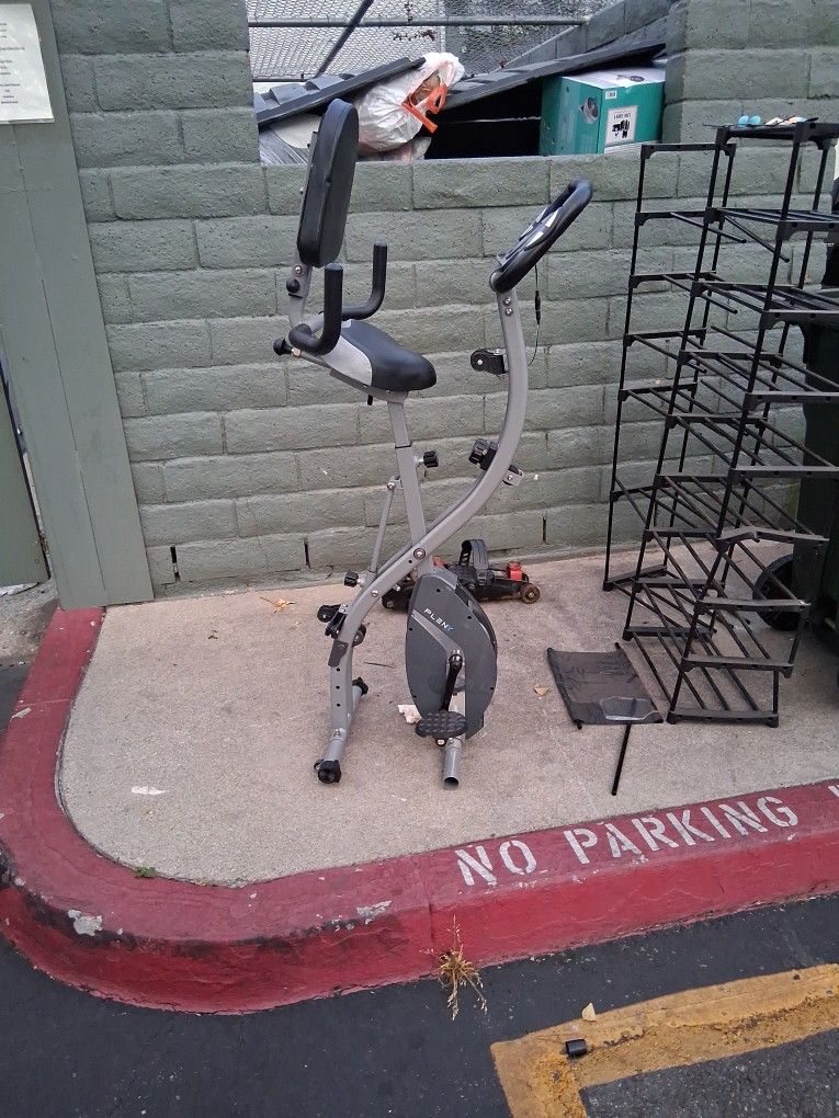 Pleny Workout Station