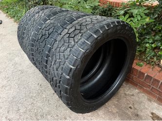 Set de llantas toyo open country a/t 33x12.5 22” $800