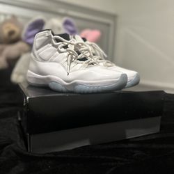 Jordan 11s 