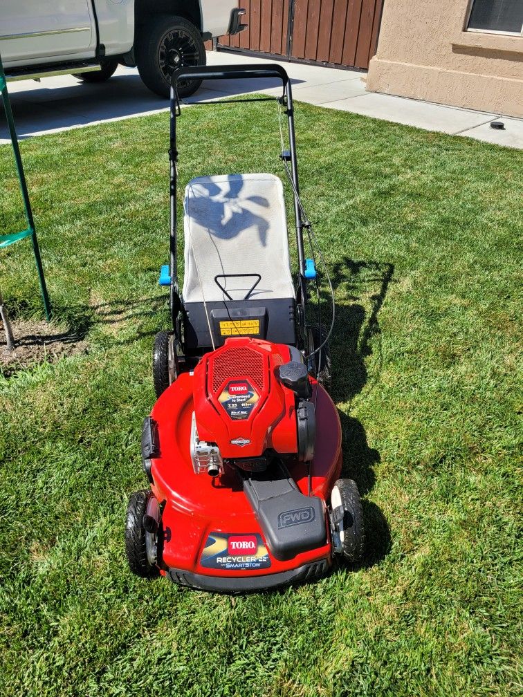 Self Propelled Toro Lawn Mower for Sale in Citrus Heights, CA OfferUp