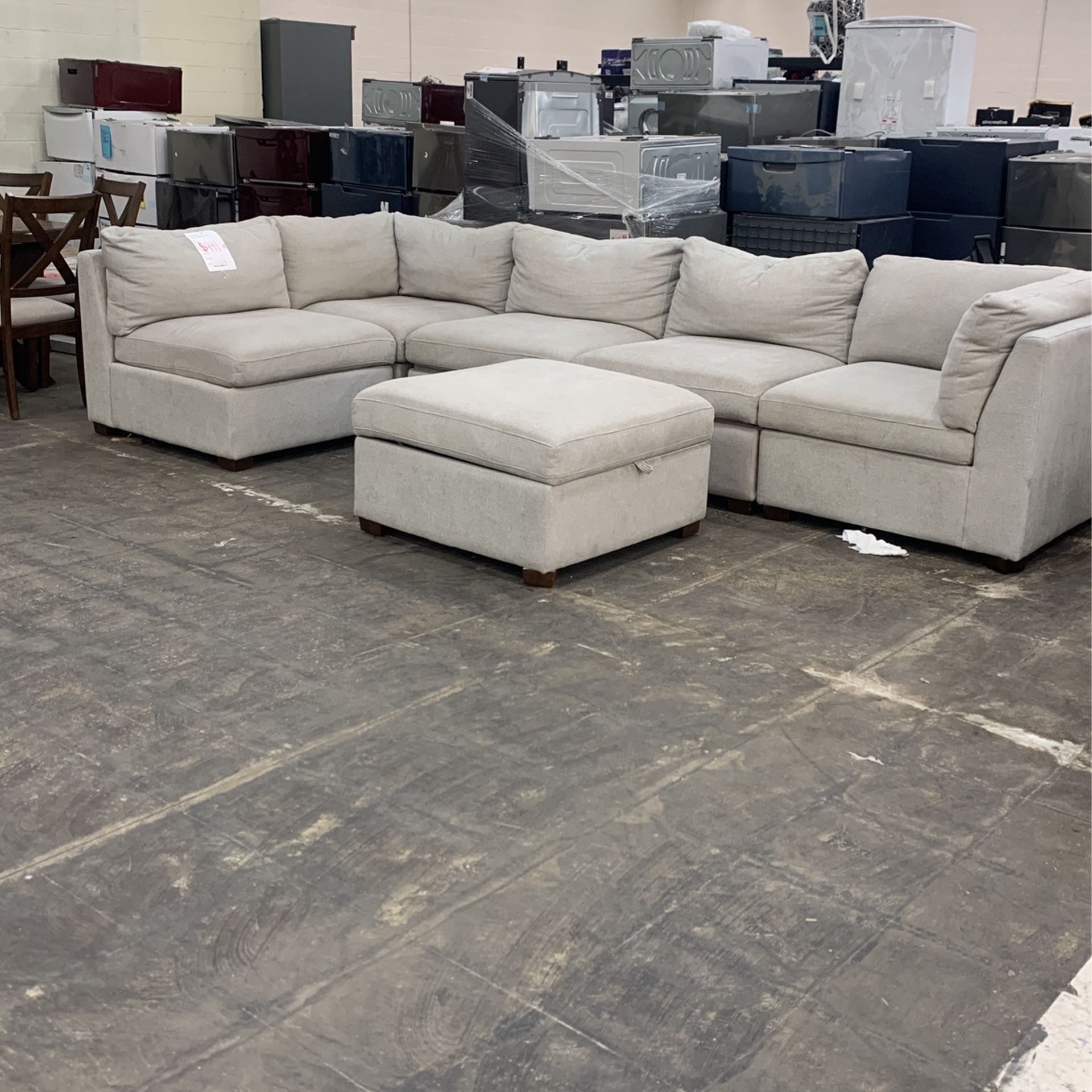Rockford 6 Pc Sectional