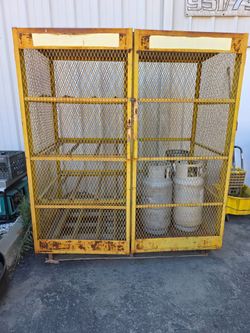 LPG - Propane tank cage