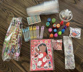 Lilio & Stitch Party Favor Bundle (98pcs)