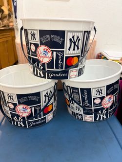 Yankees bucket