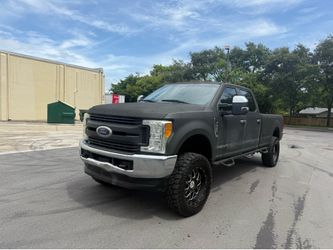 2017 FORD F350 XLT SUPER CAB POWER STROKE PERFECT CONDITIONS READY TO GO