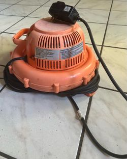Toy Quest Blower