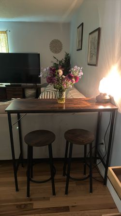 Bar Table And Stools