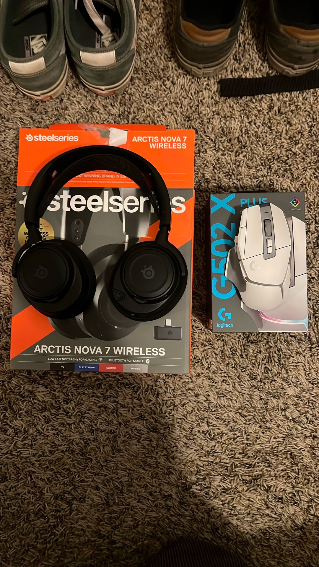 Bundle Logitech Mouse And Steelseires Headset