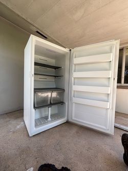 Upright freezer