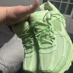 Nike Vomeros Size 15