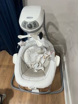 Graco DuetConnect LX Portable Baby Swing and Bouncer/ walker