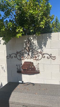 Yard metal art $15