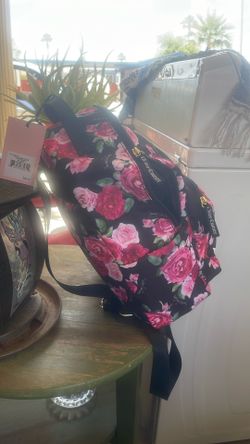 Back Pack Juicy  Couture 35$