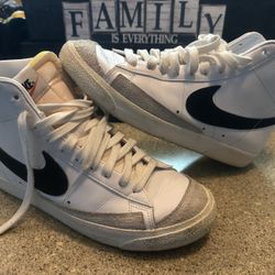 Nike Blazer 77 8.5 - 9 