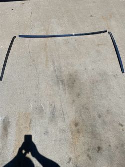 Gbody front window trim