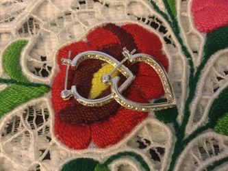 Eva's Silver Jewelry 💖🛍 Heart earrings