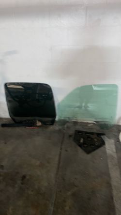 2003 suburban front and back windows