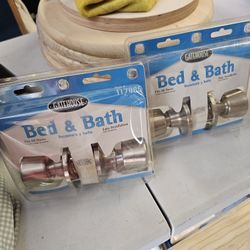 Silver Door Knobs For Bed Amd Bath
